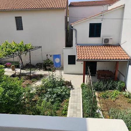 With Parking Space - 5089 Lejlighed *